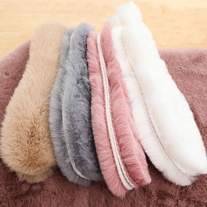 Pair of plush faux fur warm insoles