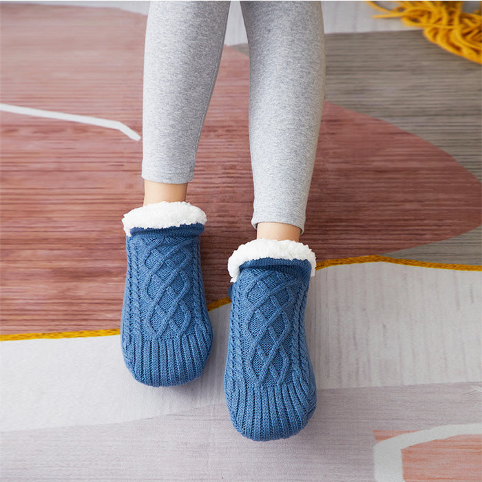 Poppy | Cable knit slipper socks with sherpa lining and grippers