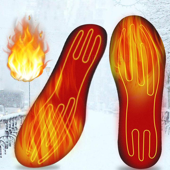 Pair of USB heated insoles with cable