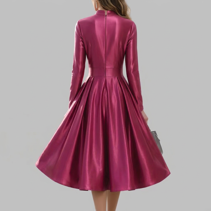 Avelina | V-Neck Midi Dress