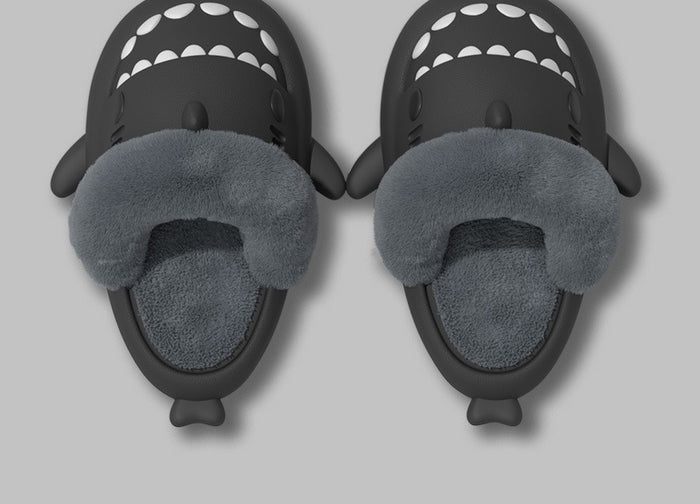 Lottie | Shark slippers with detachable plush lining