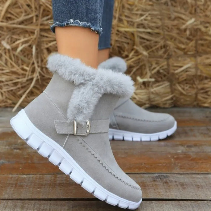 Harriet | Faux suede snow boots with fluffy cuff and buckle